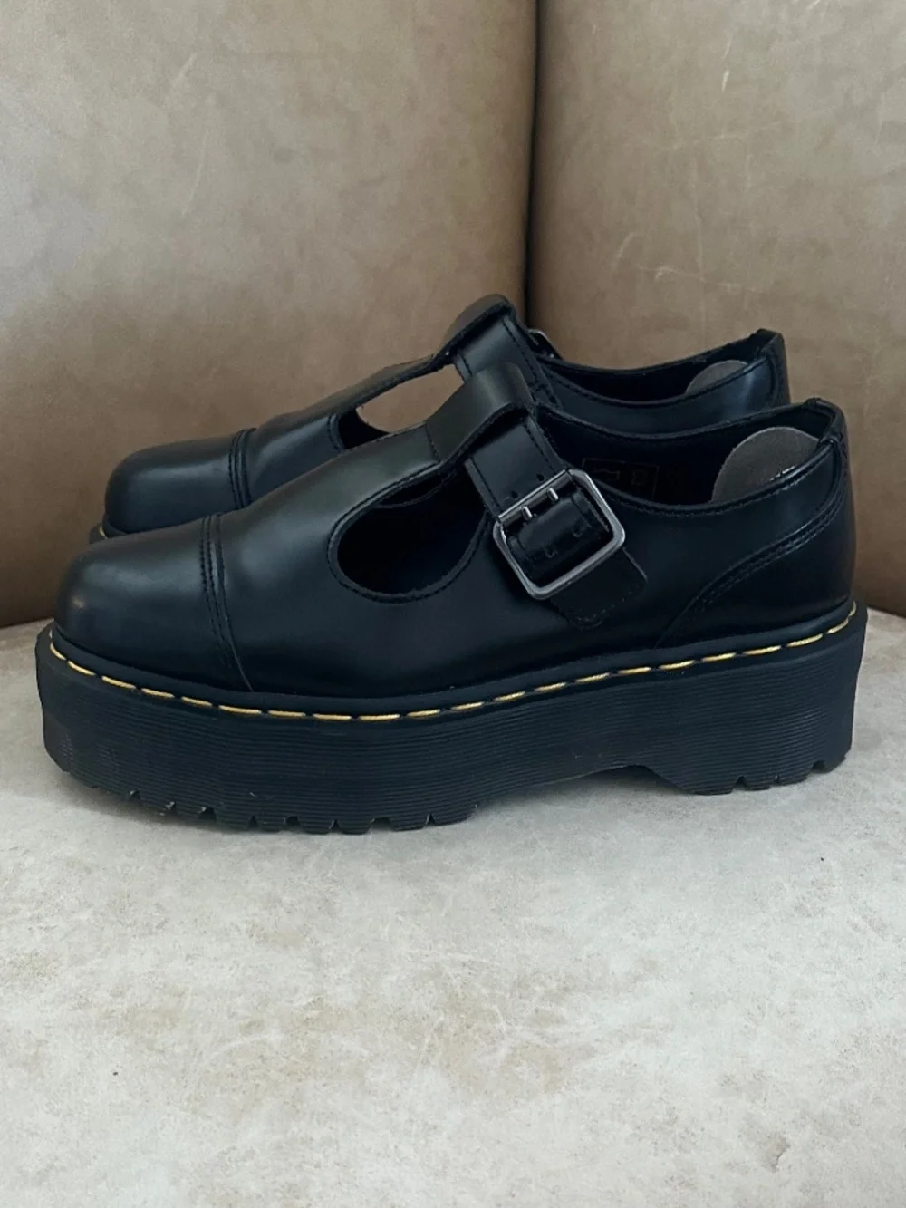 Dr. Martens Bethan Polished Smooth Leather Platform Mary Jane Shoes 7 Classic